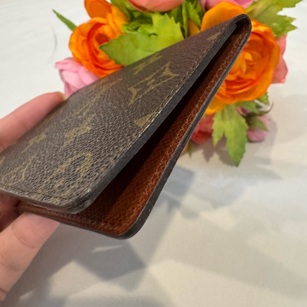 Authentic Louis Vuitton Brown Monogram Card Holder - Picture 3 of 11